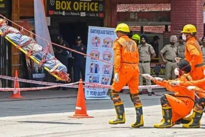 পাঞ্জাব-হরিয়ানা, ব্ল্যাকআউট সহ ptates টি রাজ্যে মক ড্রিলস রাত ৮ টায় হবে; ভয়ে পাকিস্তান