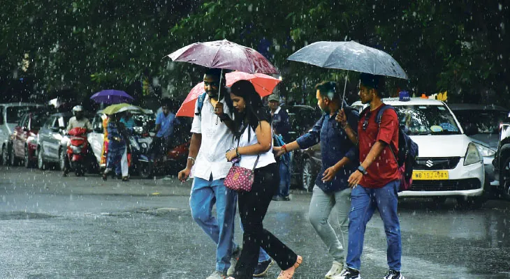 দক্ষিণবঙ্গে নিম্নচাপ বৃষ্টি সতর্কতা
