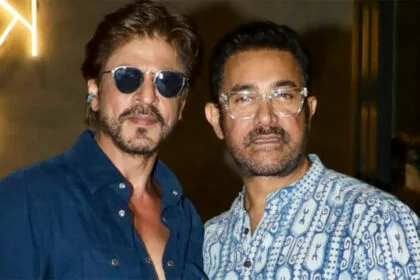 আমির এই বিশেষ ব্যক্তিকে 29 বছর আগে শাহরুখ খান উপহার দিয়েছিলেন এমন ল্যাপটপটি দিয়েছিলেন।