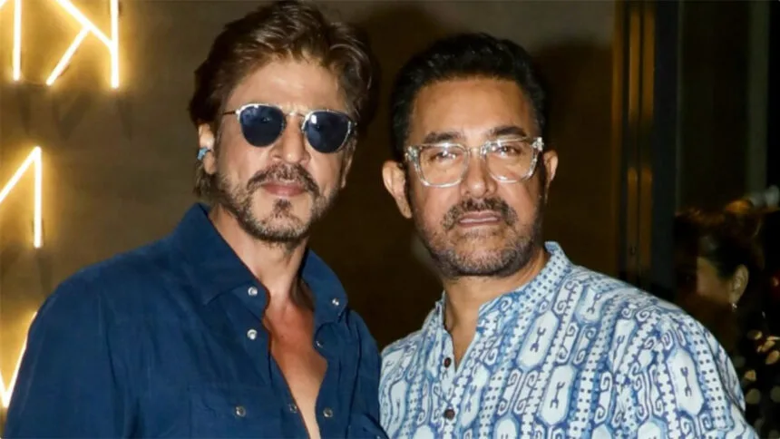 আমির এই বিশেষ ব্যক্তিকে 29 বছর আগে শাহরুখ খান উপহার দিয়েছিলেন এমন ল্যাপটপটি দিয়েছিলেন।