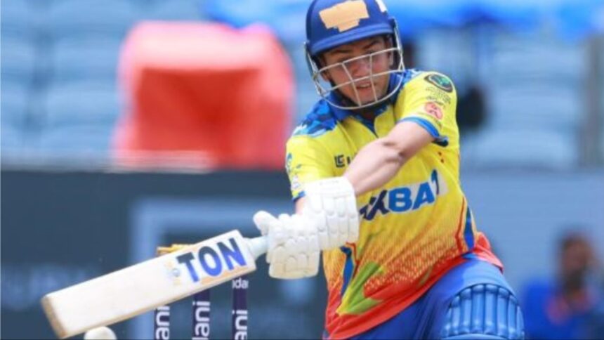 যার ক্রিকেট রক্তে রয়েছে, তিনি ১৮ টি ছক্কা দিয়ে দলকে চ্যাম্পিয়ন করেছিলেন, বৈভব সূর্যওয়ানশি থেকে ব্যাট ছিনিয়ে নিয়েছিলেন