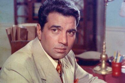 প্রথম চলচ্চিত্রের জন্য 100 টাকা এমনকি পাওয়া যায় নি, 3 জন ধর্মেন্দ্রর ফি একসাথে প্রদান করেছিলেন