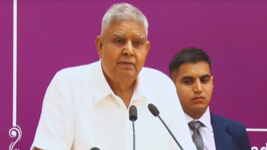 ভাইস প্রেসিডেন্ট বলেছেন, সাভারকার একজন দূরদর্শী ও সমাজ সংস্কারক ছিলেন- তাঁর ভবিষ্যদ্বাণীটি সত্য বলে প্রমাণিত হচ্ছে