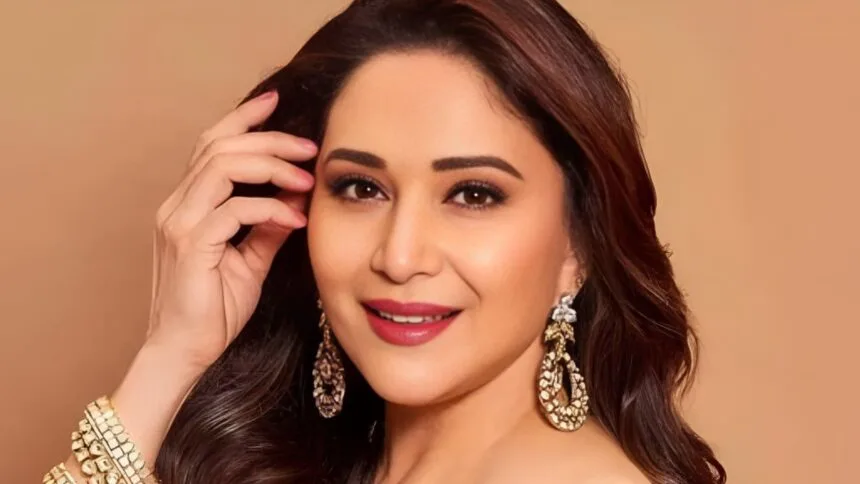 মাধুরী এই 5 টি চলচ্চিত্র প্রত্যাখ্যান করেছিলেন, পাঁচটি ব্লকবাস্টার বেরিয়ে এসেছিল, অন্যান্য অভিনেত্রীদের কেরিয়ার